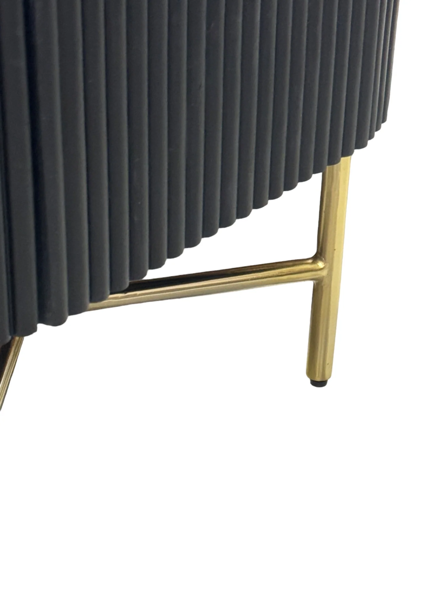 Hamptons Fluted Bedside Table Small - Image 9