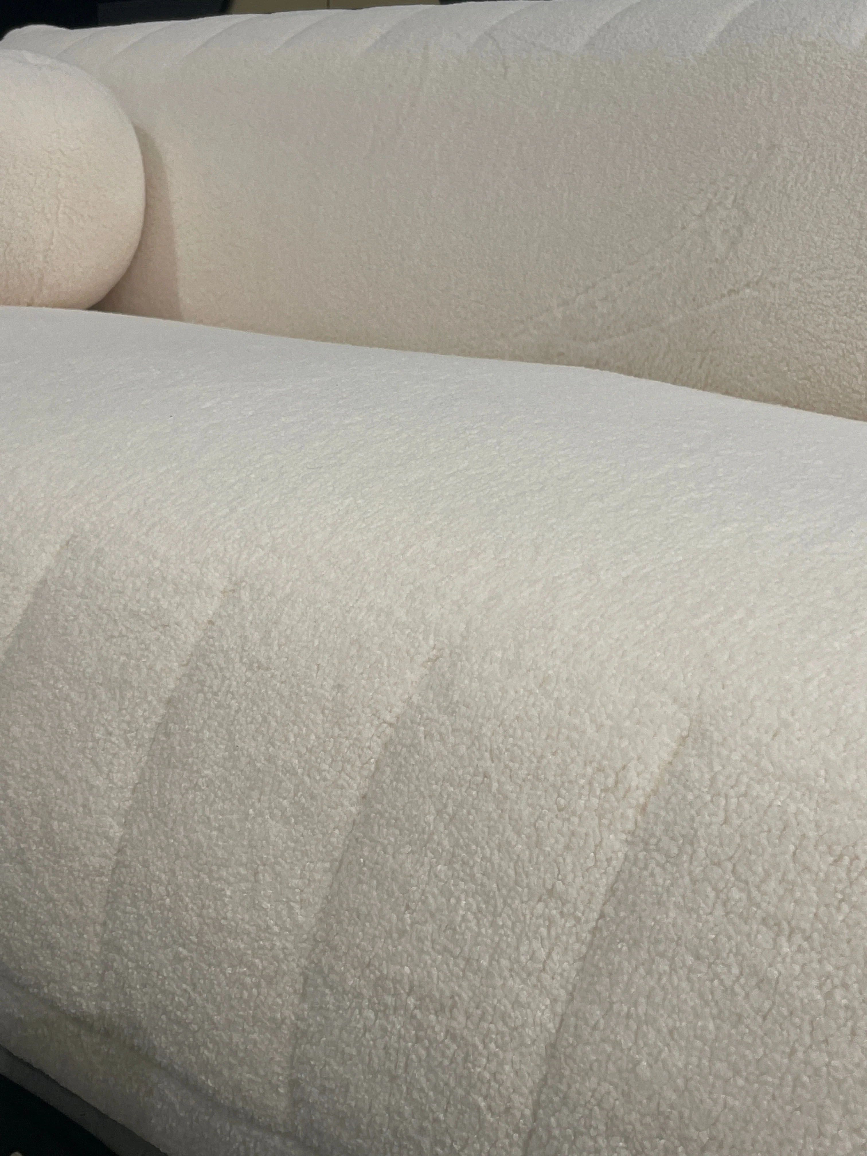 Raphael 3 Seater - Image 10