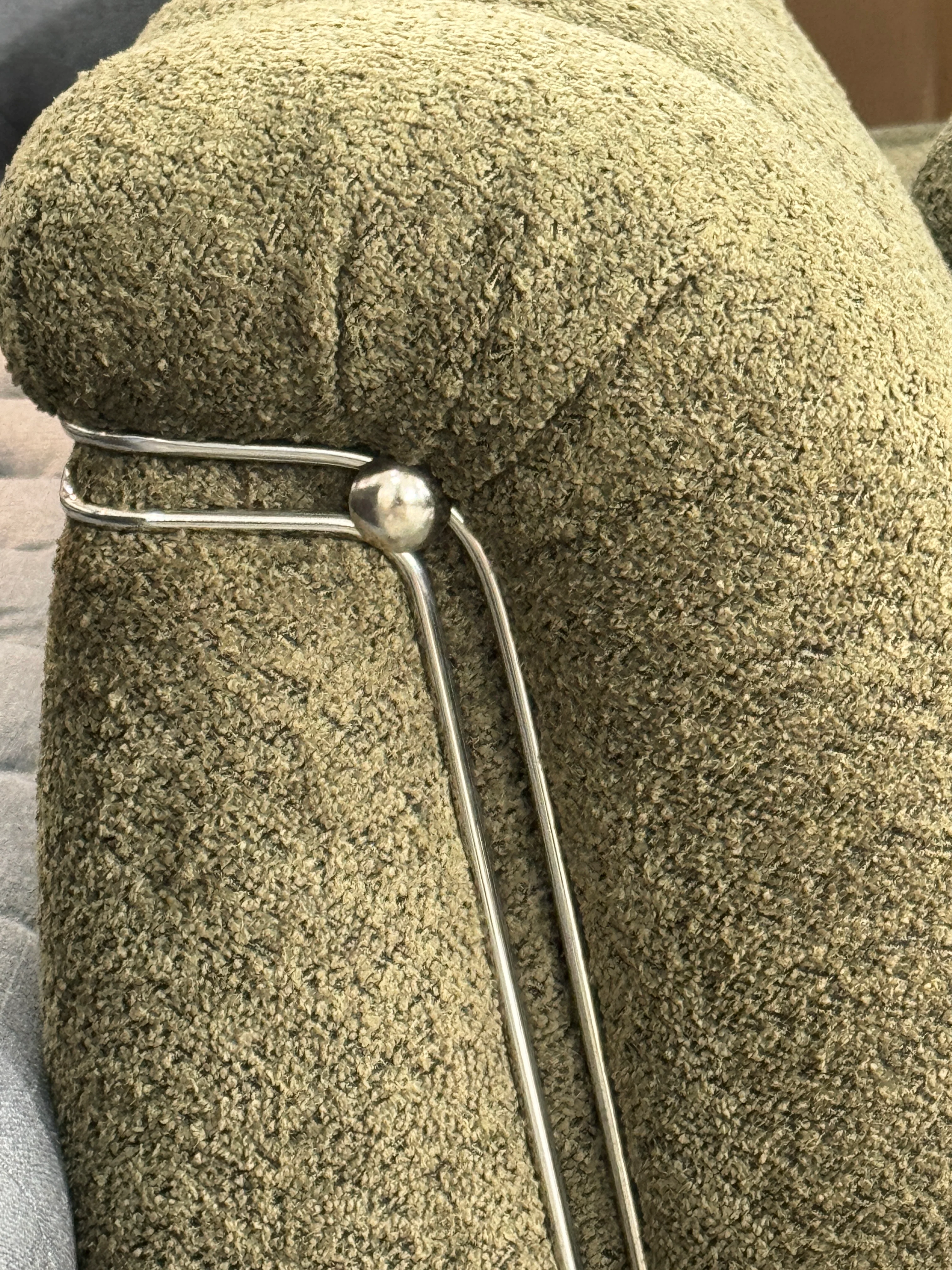 Retro Sofa - Image 7